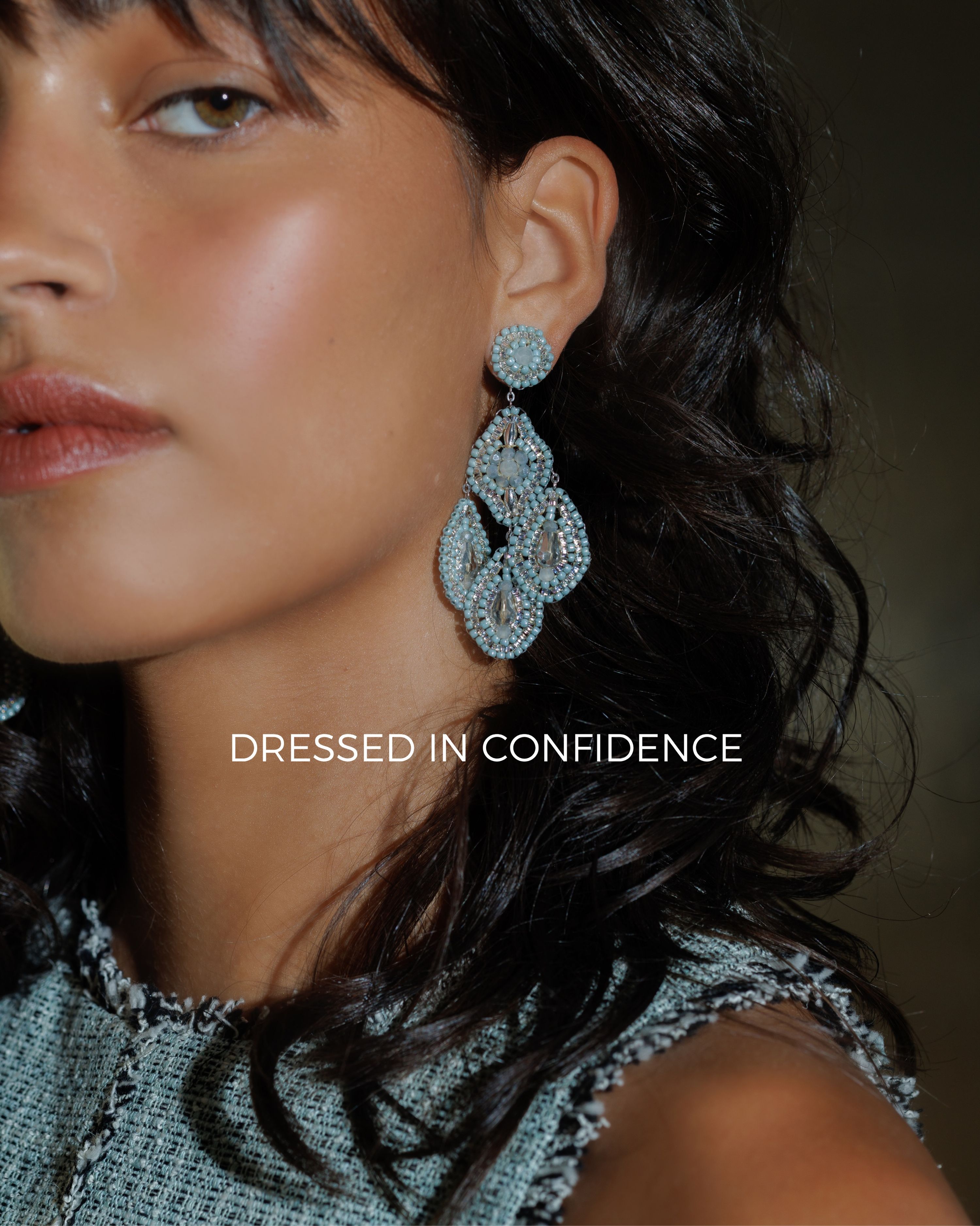 SAGE ADVICE: WEAR THE EARRINGS 🌿🩵

Some classics are classic for a reason. The BOHO CLASSICS SALBEI bring CAJOY’s signature boho shape into one of the season’s dreamiest shades soft sage with just enough statement energy to make your outfit look like you planned it 👀

Perfect with chocolate brown, cream, denim or gold, but we especially love them with all those earthy F/W tones.

Trends come and go, BOHO stays!

BOHO CLASSICS SALBEI from the CAJOY F/W 2026 Collection 🌿🩵