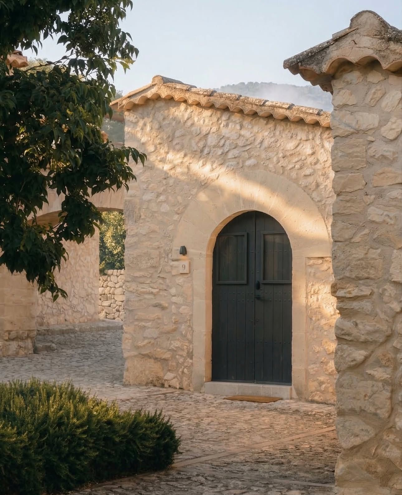 Travel Tipp: Finca Serena Mallorca @fincaserenamallorca ... CAJOY 🐚🍇🇪🇸