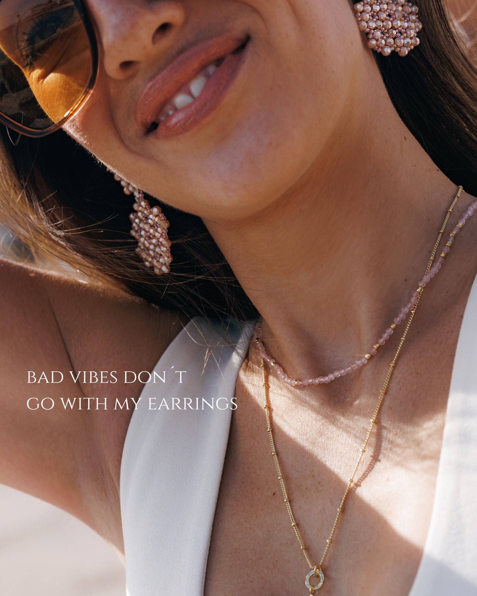 Bad Vibes Don´t Go With My Earrings: Boho Pineapple Rosé ... CAJOY 🍍