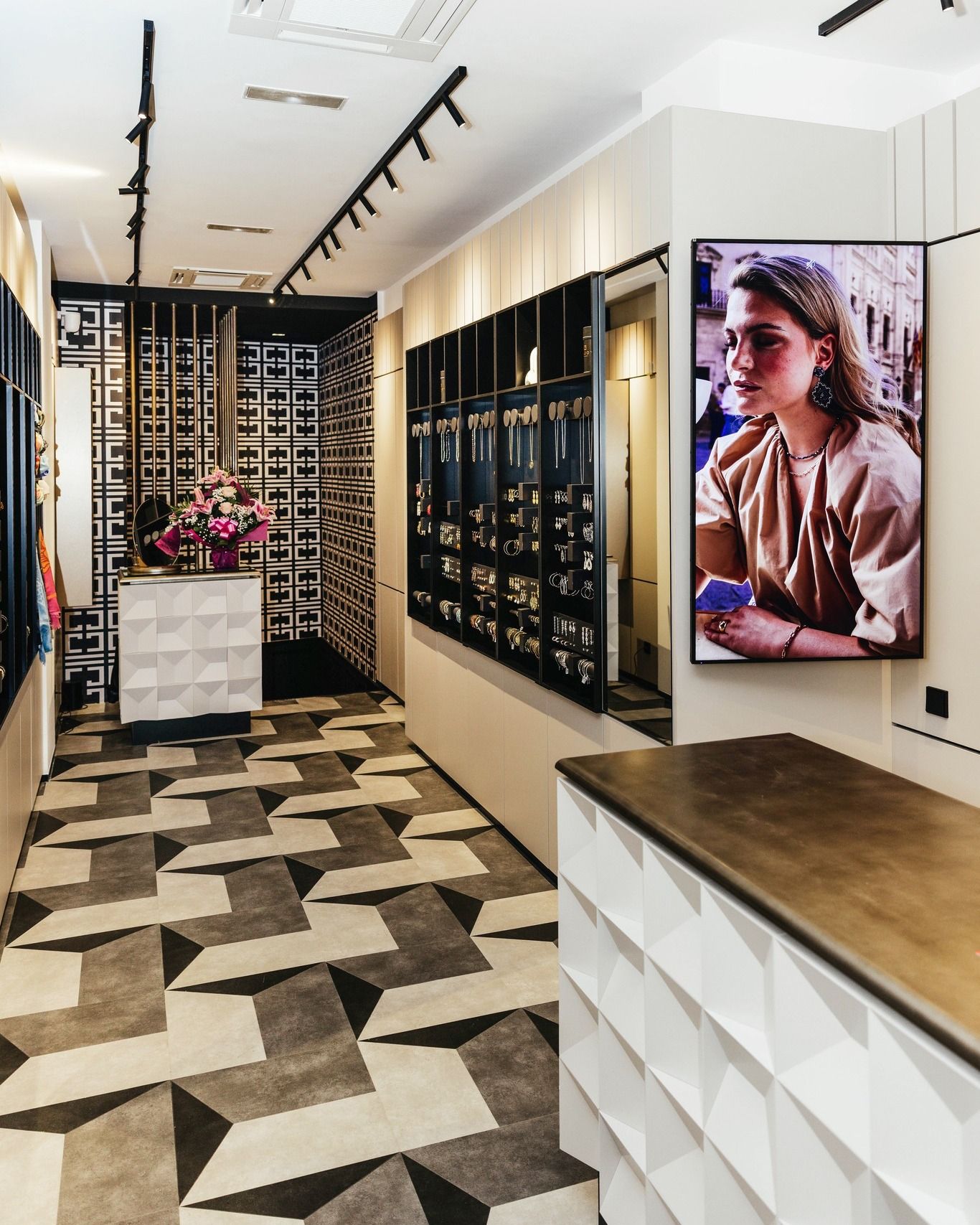 Our New Store In Mallorca Is: Where Summer Dreams Come True ... CAJOY ✨ CAJOY Calle Jaime III 6a, 07012 Palma de Mallorca 🇪🇸