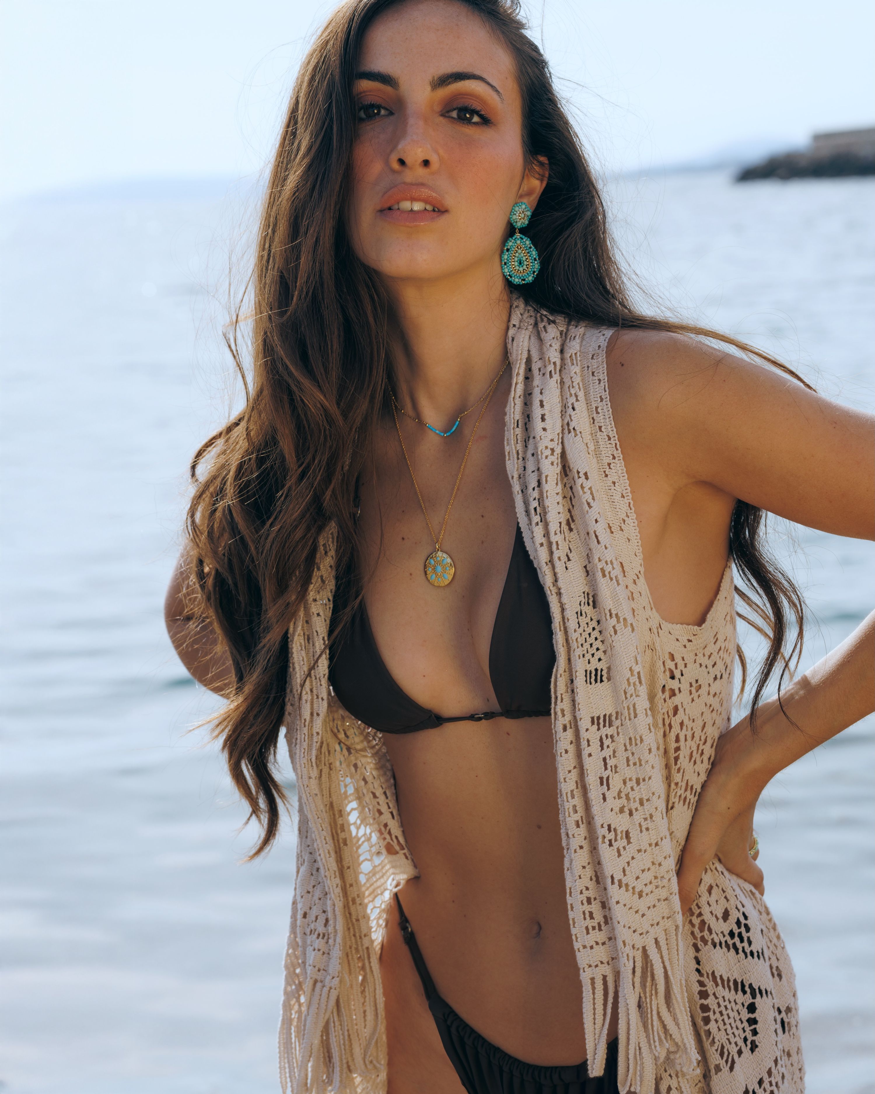 It’s Giving Summer Versatility: Boho Tropfen Small Türkis … CAJOY 🩵🐚 Outfit Inspo via AI